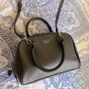 Guess black crossbody purse